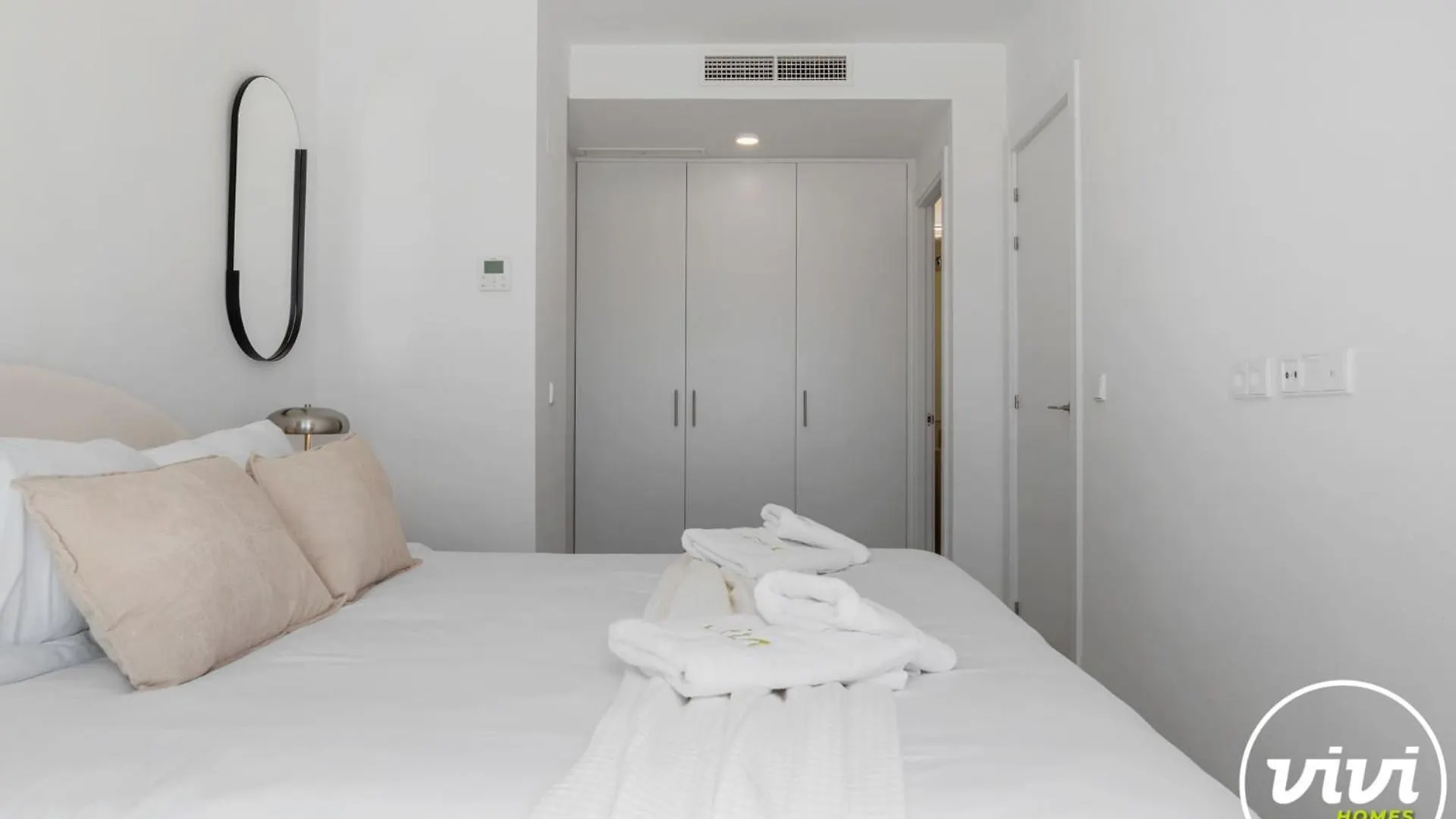 Vivi Homes - Feliz Estepona Lejlighed